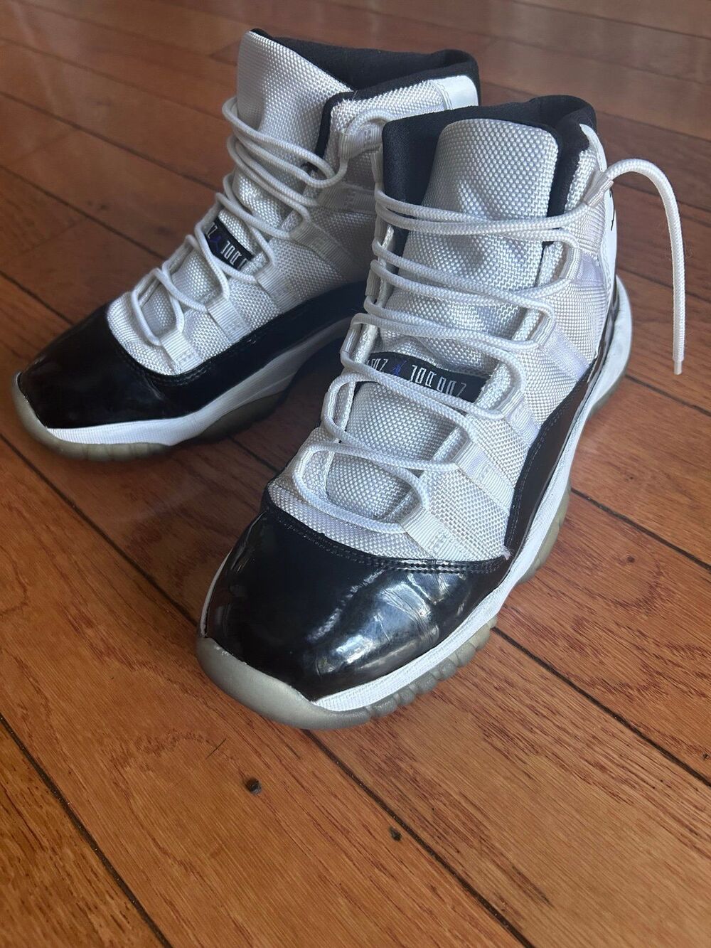 Air Jordan 11 Retro GS Concord 2011 Size 7Y Black White 378038-107 Vintage